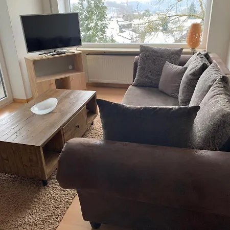Apartment Schmuck