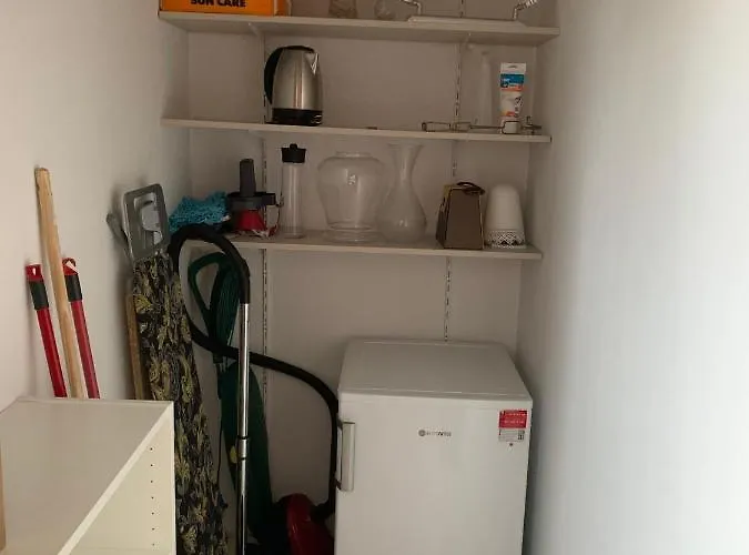 Apartment Schmuck *